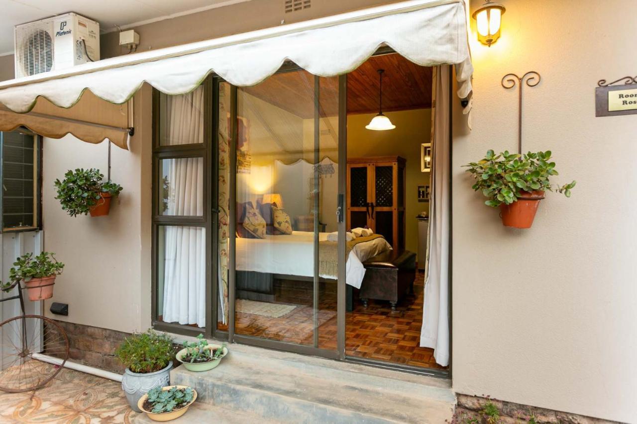 Die Fonteine Country Guesthouse And Glamping Oudtshoorn Buitenkant foto