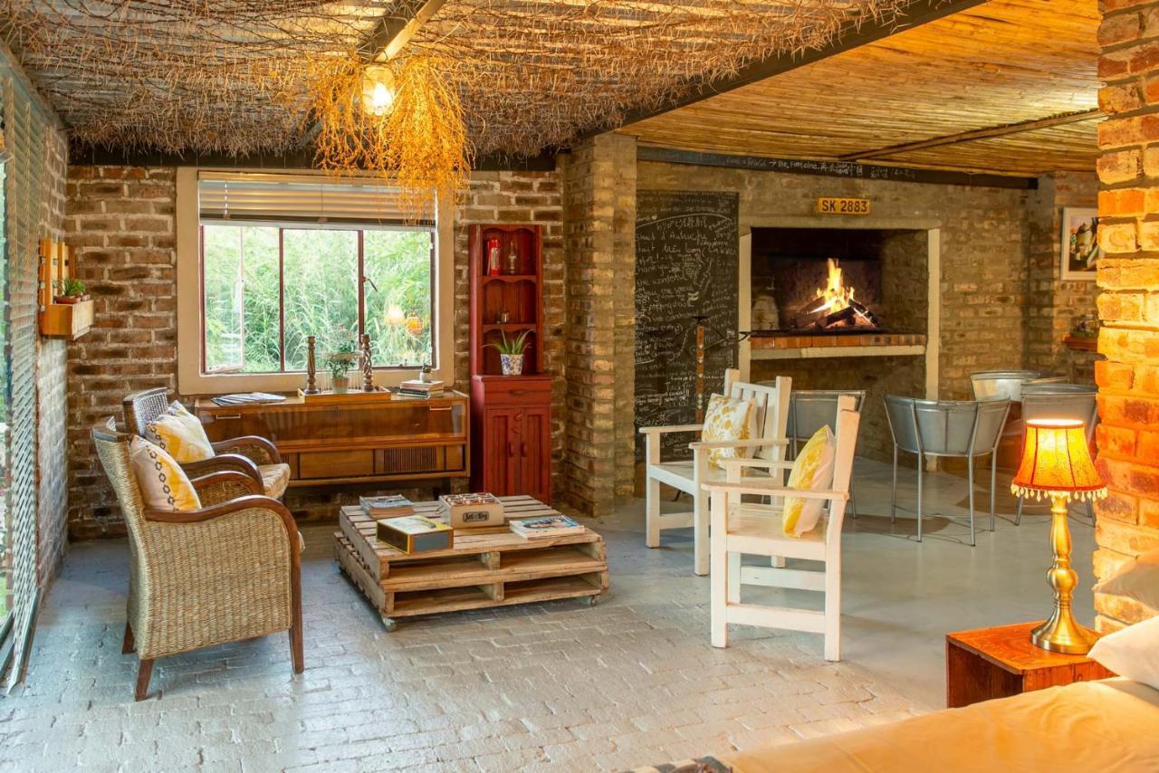 Die Fonteine Country Guesthouse And Glamping Oudtshoorn Buitenkant foto