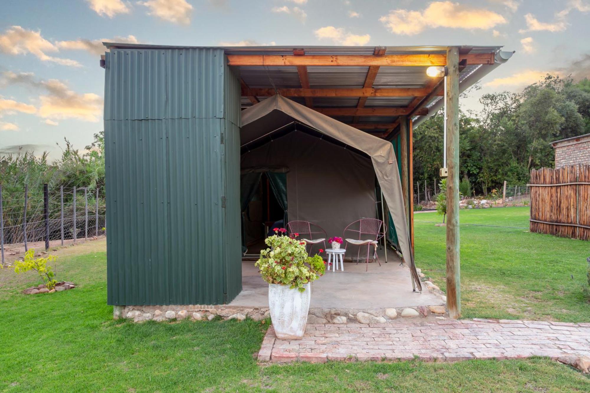 Die Fonteine Country Guesthouse And Glamping Oudtshoorn Buitenkant foto